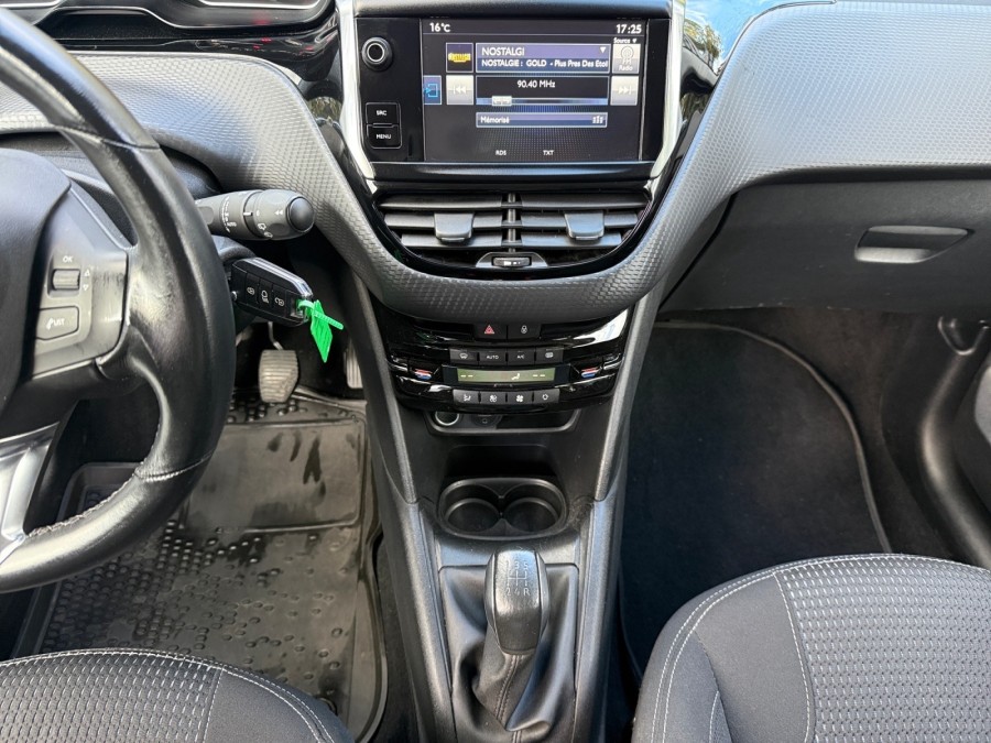 PEUGEOT d'occasion 208 110CH Allure S&S 5p de 2017 Orgeval Verneuil