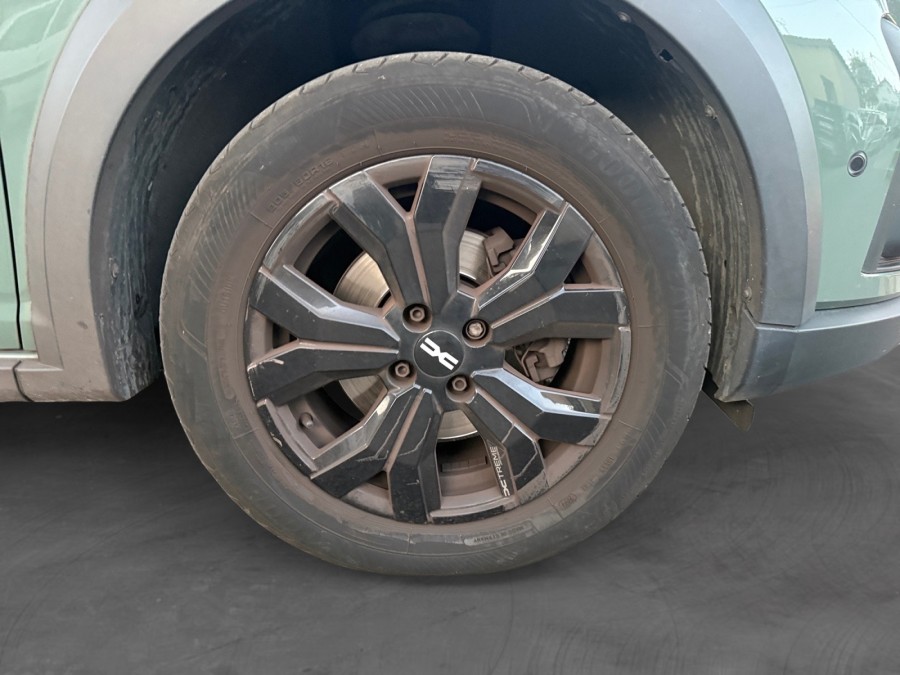 DACIA d'occasion JOGGER 1.0 ECO-G 100ch SL Extreme+ 7 places de 2023