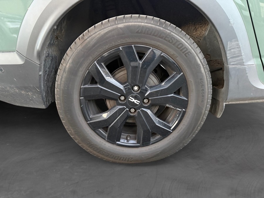 DACIA d'occasion JOGGER 1.0 ECO-G 100ch SL Extreme+ 7 places de 2023