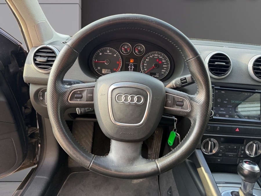 AUDI d'occasion A3 1.6 TDI 105 DPF ATTRACTION S TRONIC AUTO de 2010
