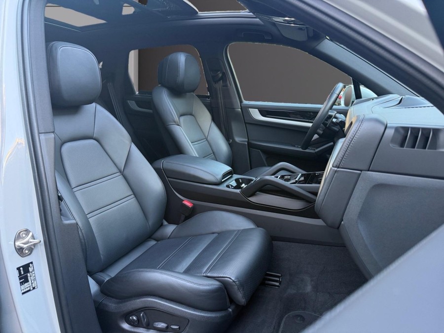PORSCHE d'occasion CAYENNE 3.0 V6 S E-HYBRID PH2 de 2024 Montreuil