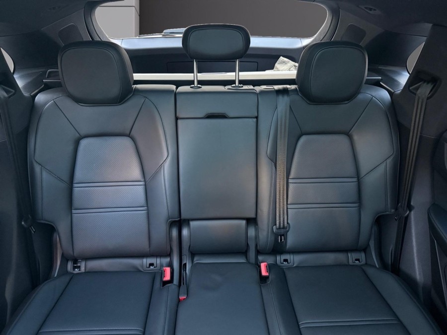 PORSCHE d'occasion CAYENNE 3.0 V6 S E-HYBRID PH2 de 2024 Montreuil