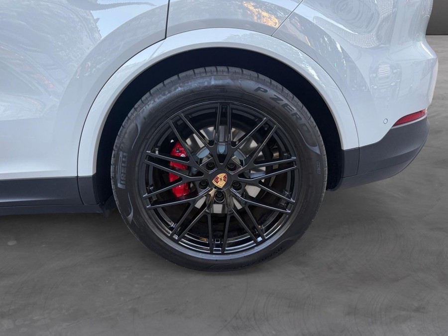 PORSCHE d'occasion CAYENNE 3.0 V6 S E-HYBRID PH2 de 2024 Montreuil