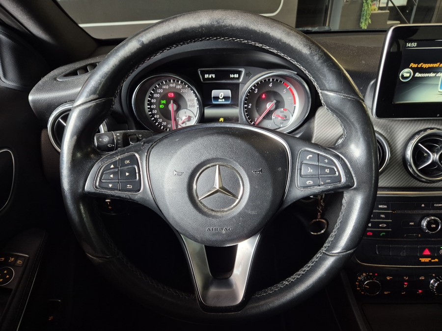 MERCEDES d'occasion GLA 180 CDI INSPIRATION de 2016 Aix Les Bains