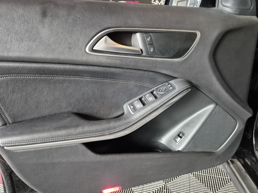 MERCEDES d'occasion GLA 180 CDI INSPIRATION de 2016 Aix Les Bains