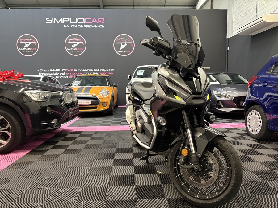 HONDA d'occasion X-ADV750 HONDA X-ADV 750 de 2024 Salon de Provence