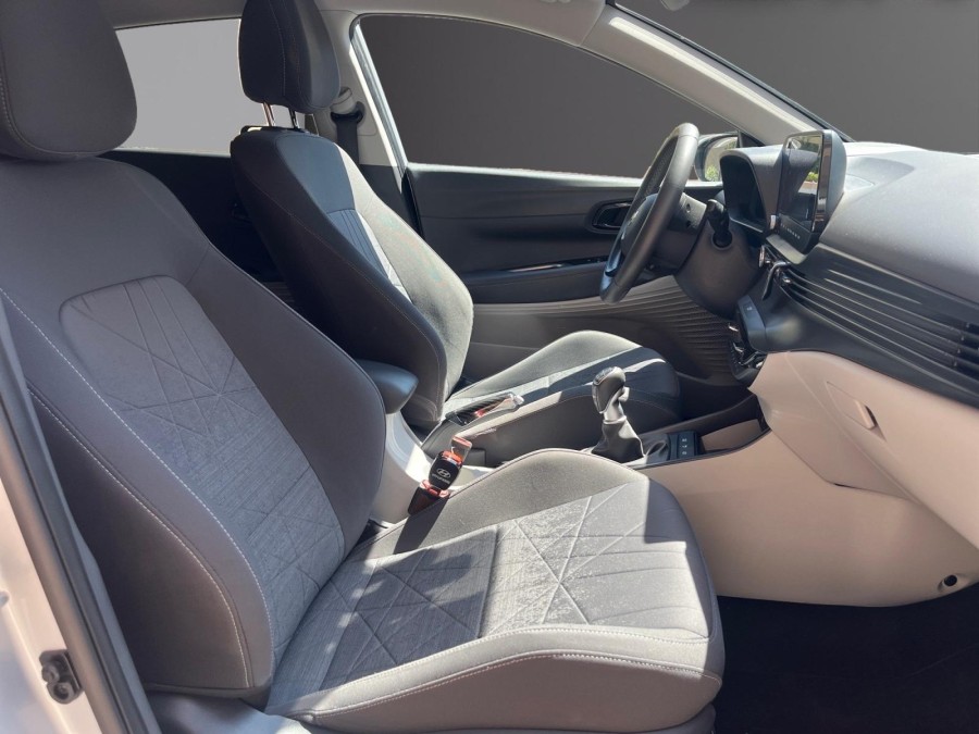 HYUNDAI d'occasion BAYON 1.0 T-GDI 100 HYBRID 48V CREATIVE de 2021