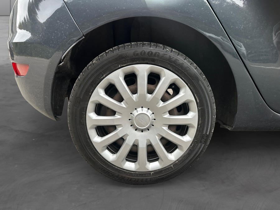FORD d'occasion FIESTA 1.6 TDCI 95 FAP TECHNO EDITION de 2012 Vienne