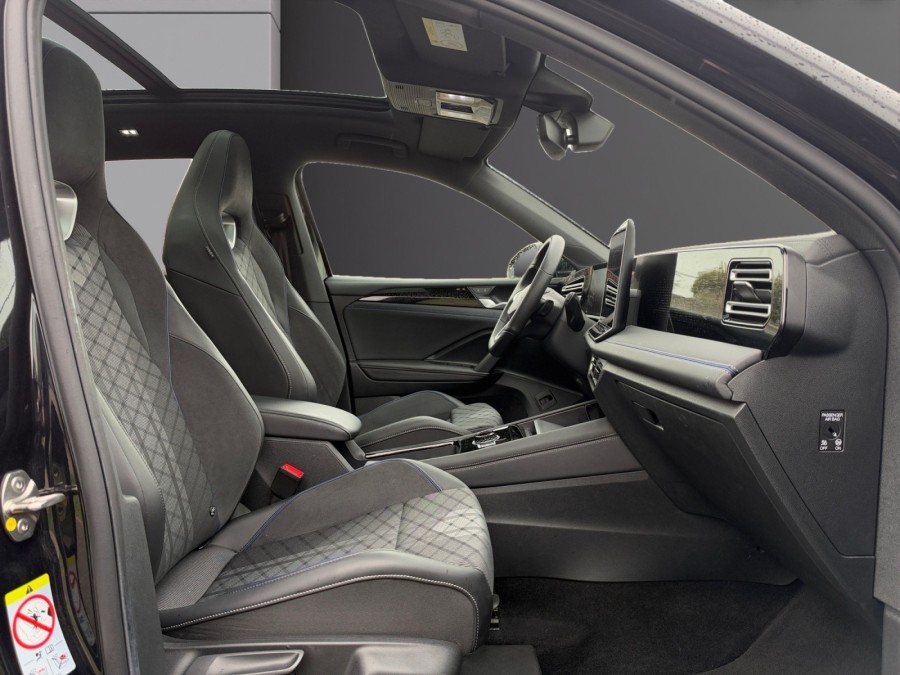 VOLKSWAGEN d'occasion TIGUAN 1.5 eTSI 150ch R-Line DSG7 de 2024