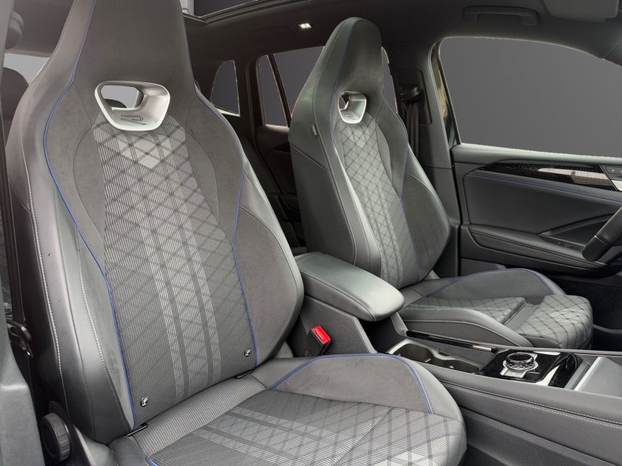 VOLKSWAGEN d'occasion TIGUAN 1.5 eTSI 150ch R-Line DSG7 de 2024