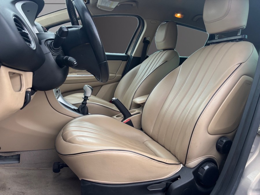 LANCIA d'occasion DELTA 1.4 T-JET 120 GOLD de 2012 Frejus (83)﻿
