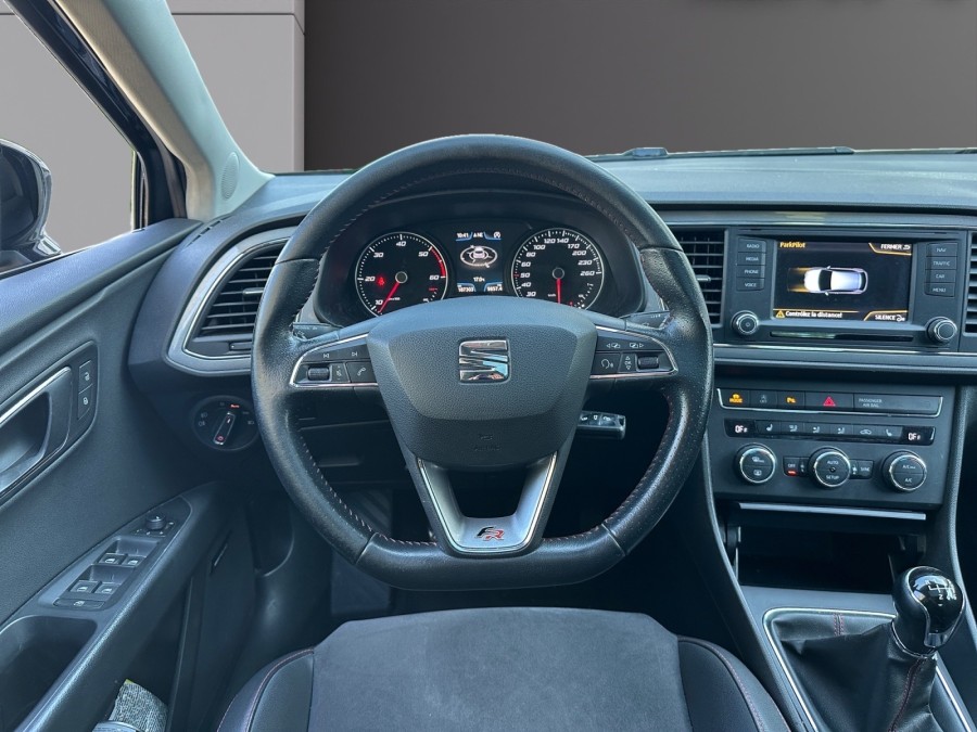 SEAT d'occasion LEON 2.0 TDI de 2013 Salon de Provence (13)﻿