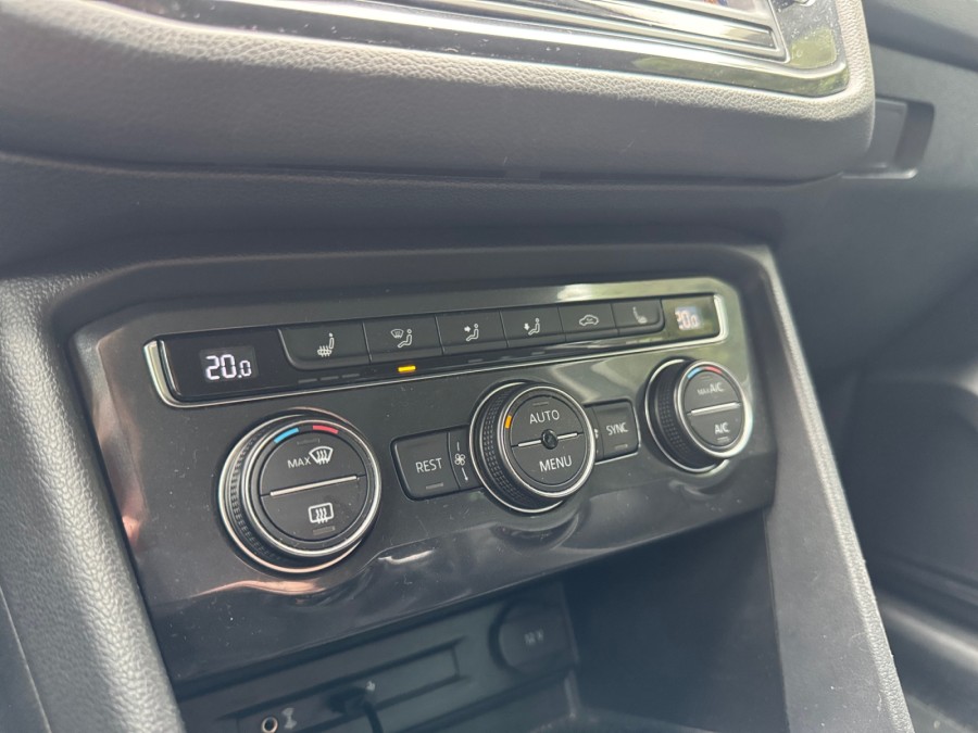 VOLKSWAGEN d'occasion TIGUAN II 2 TDI 150 CONFORTLINE de 2016 Vienne