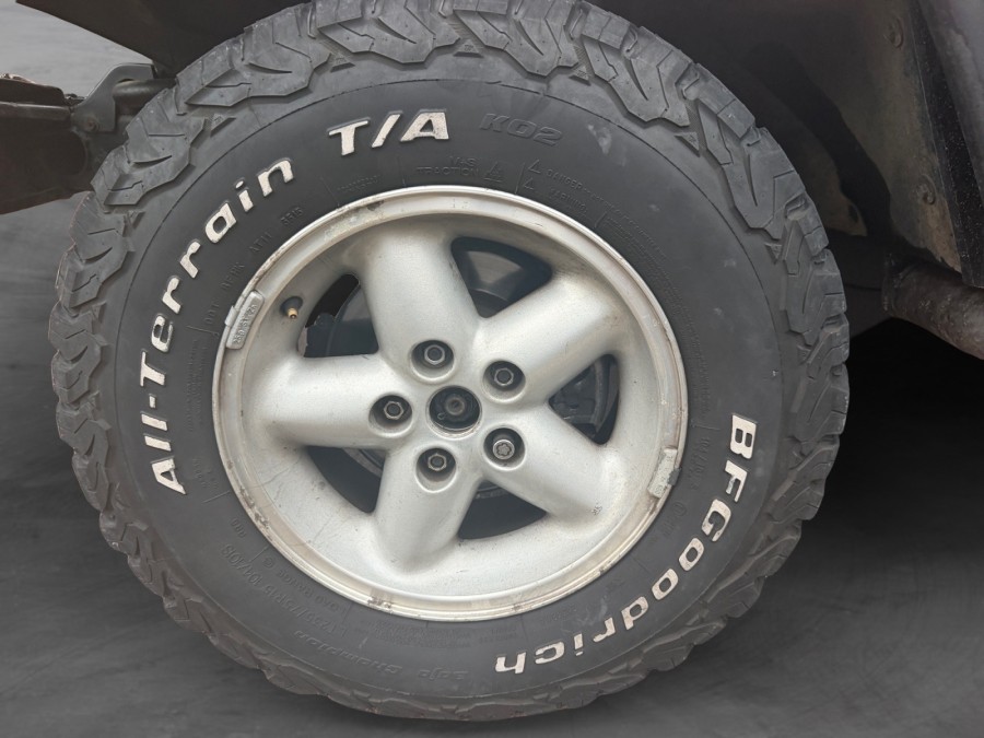 JEEP d'occasion WRANGLER 2.5 SPORT de 2001 Cannes (06)﻿