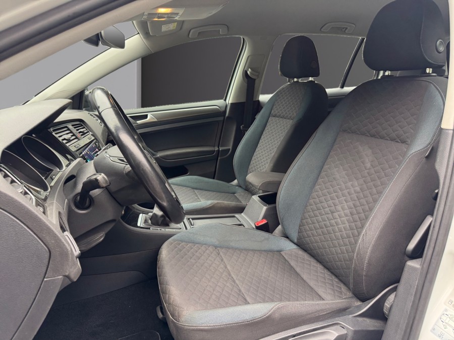 VOLKSWAGEN d'occasion GOLF VII 1.6 TDI 115 IQ DRIVE de 2020 Vienne