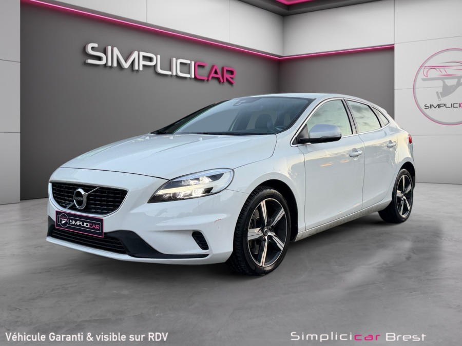 VOLVO d'occasion V40 T2 de 2018 Brest (29)﻿