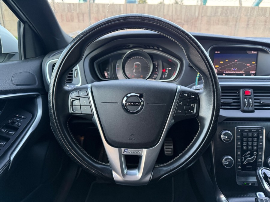 VOLVO d'occasion V40 T2 de 2018 Brest (29)﻿