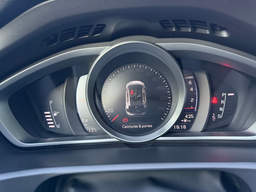 VOLVO d'occasion V40 T2 de 2018 Brest (29)﻿