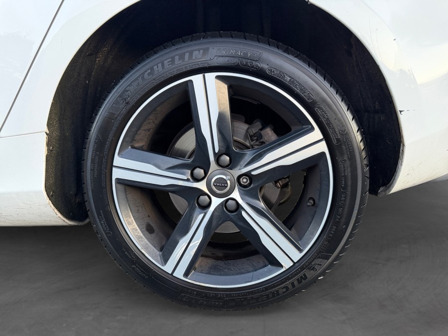 VOLVO d'occasion V40 T2 de 2018 Brest (29)﻿