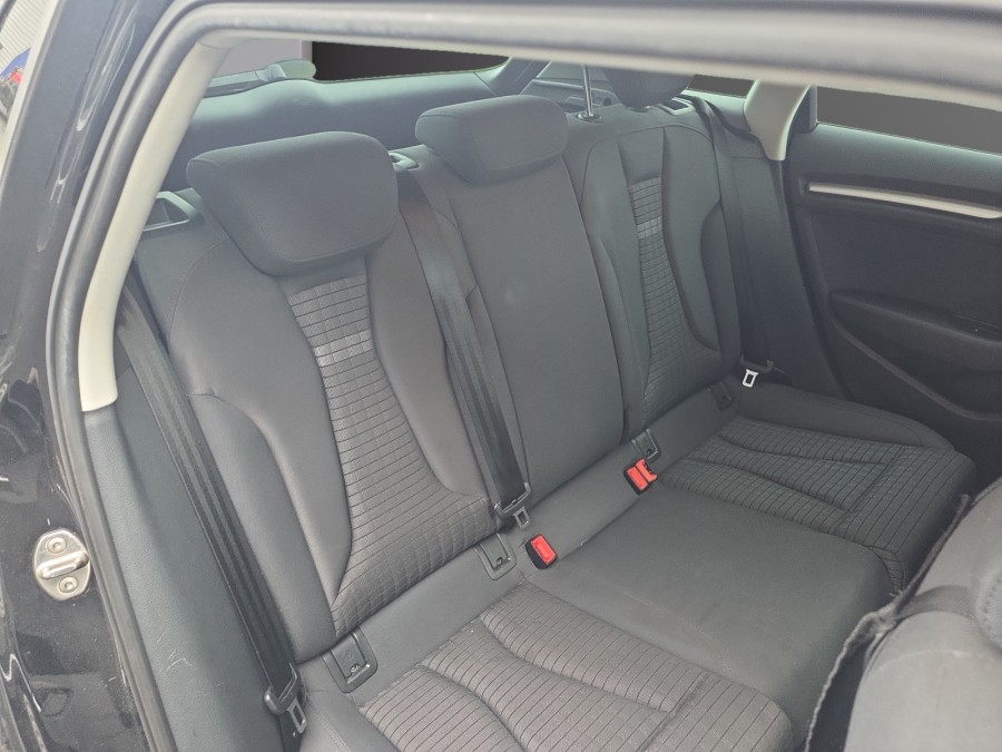 AUDI d'occasion A3 Sportback 1.6 TDI 110ch FAP Ambiente de 2014 Le