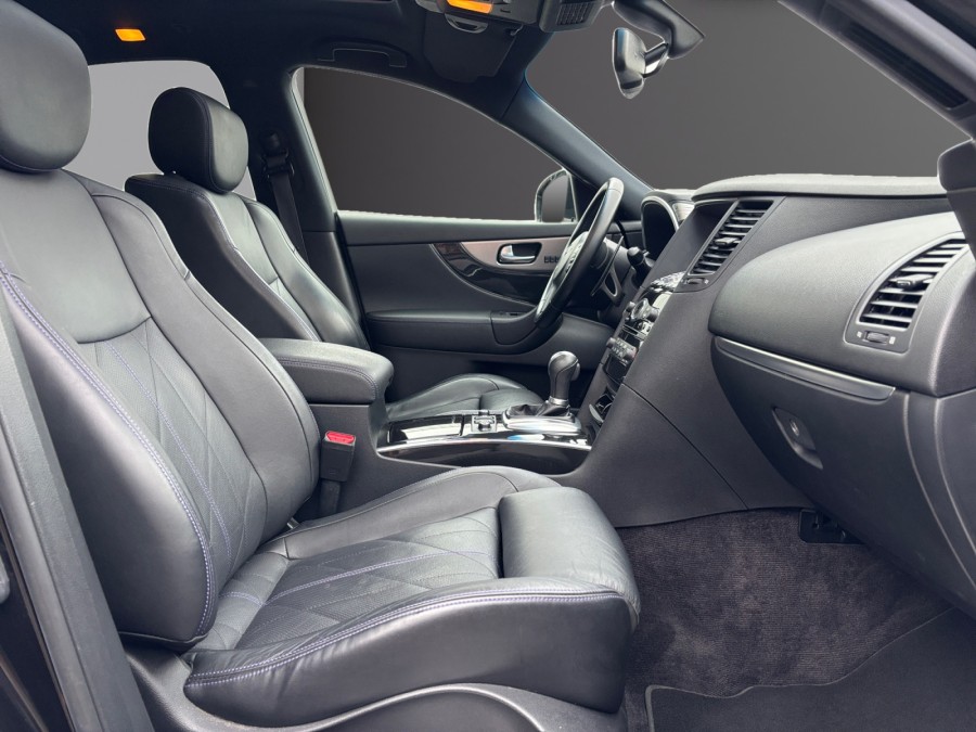 INFINITI d'occasion QX70 3.7 S QX70 de 2016 Reims Tinqueux (51)﻿