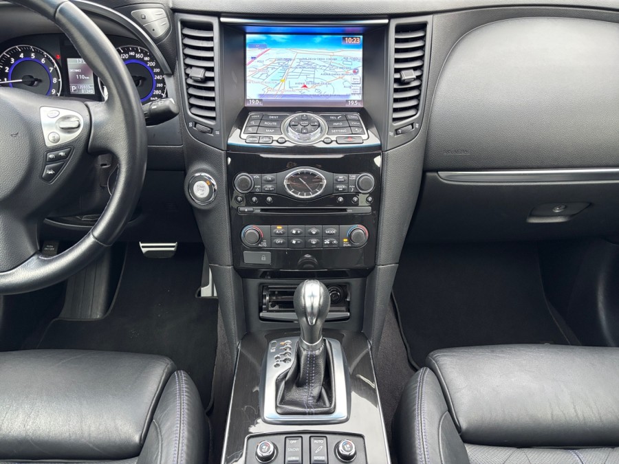 INFINITI d'occasion QX70 3.7 S QX70 de 2016 Reims Tinqueux (51)﻿