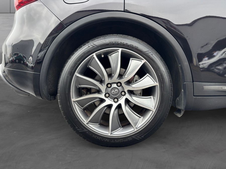 INFINITI d'occasion QX70 3.7 S QX70 de 2016 Reims Tinqueux (51)﻿