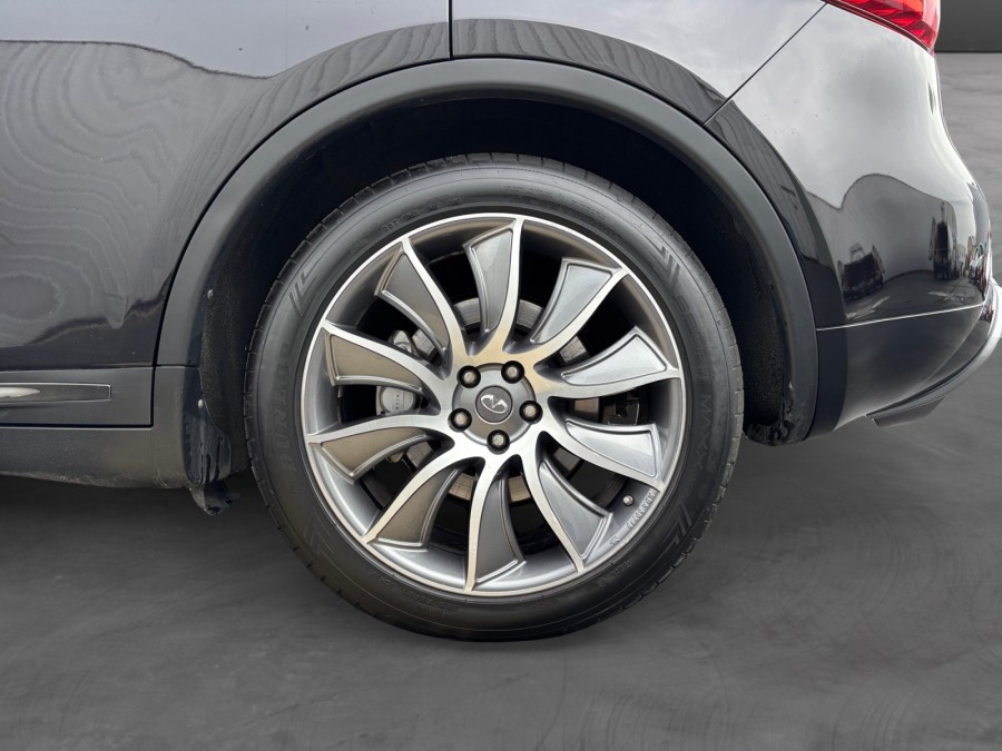 INFINITI d'occasion QX70 3.7 S QX70 de 2016 Reims Tinqueux (51)﻿