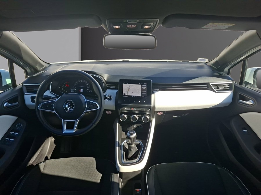 RENAULT d'occasion CLIO 1.3 TCE 140 INTENS de 2022 Villepinte (93)﻿