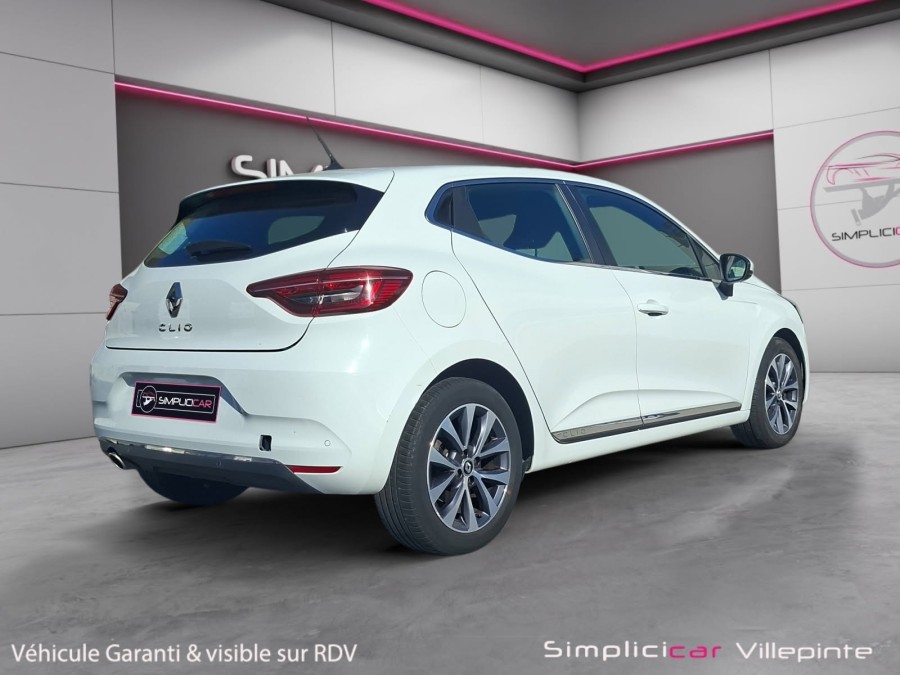 RENAULT d'occasion CLIO 1.3 TCE 140 INTENS de 2022 Villepinte (93)﻿