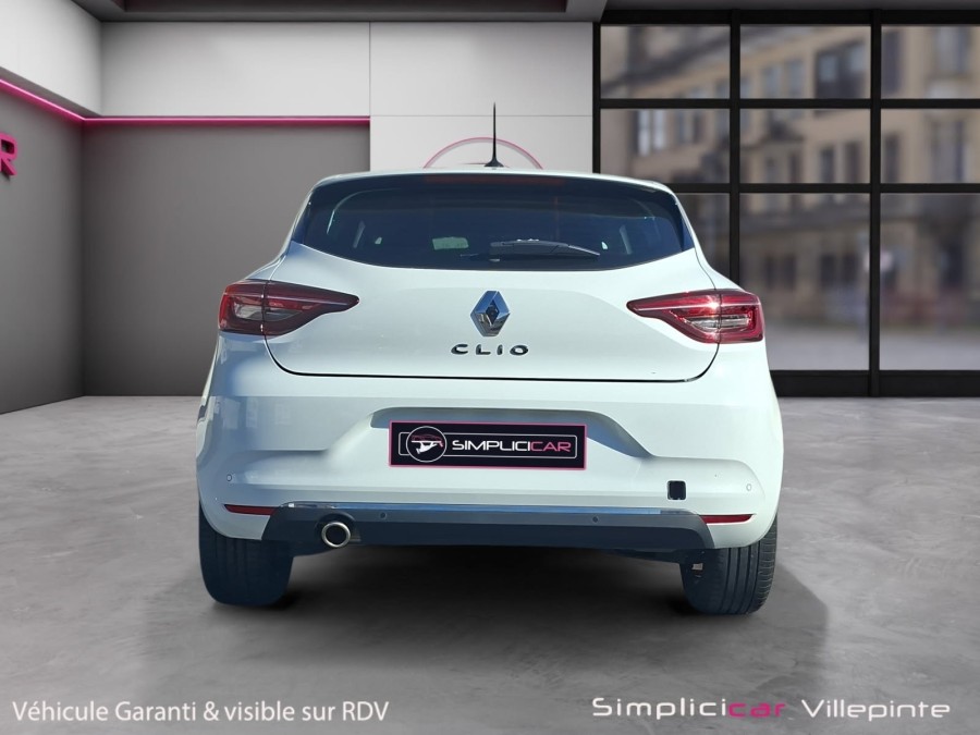 RENAULT d'occasion CLIO 1.3 TCE 140 INTENS de 2022 Villepinte (93)﻿