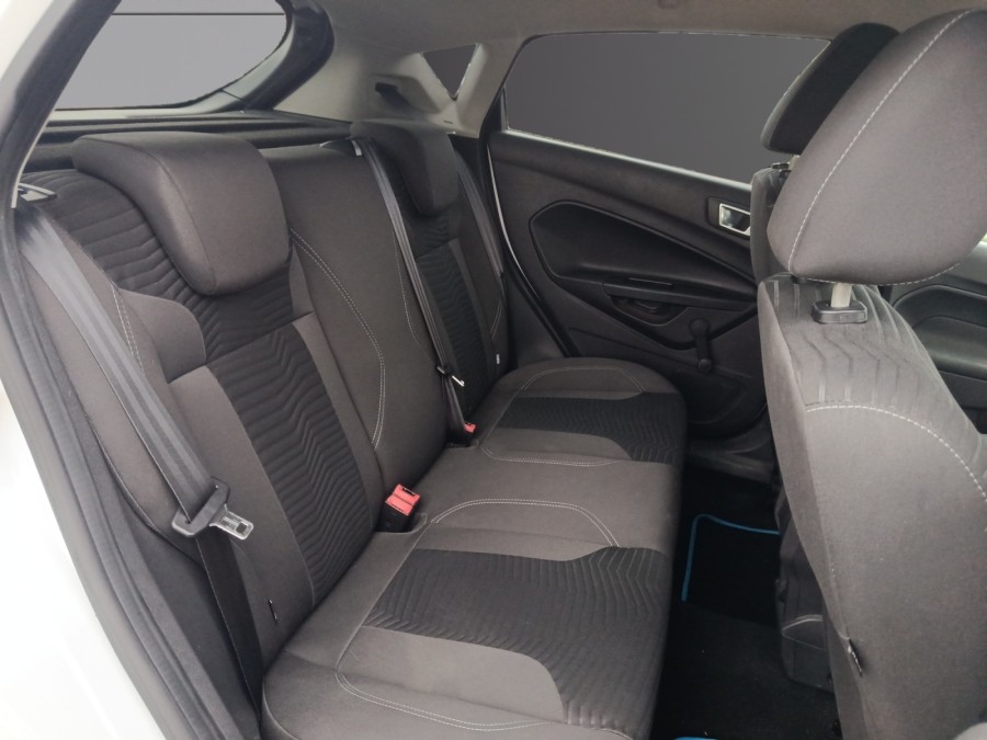 FORD d'occasion FIESTA 1.0 ECOBOOST 100CH TITANIUM de 2014 Evreux