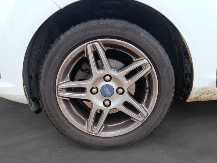 FORD d'occasion FIESTA 1.0 ECOBOOST 100CH TITANIUM de 2014 Evreux