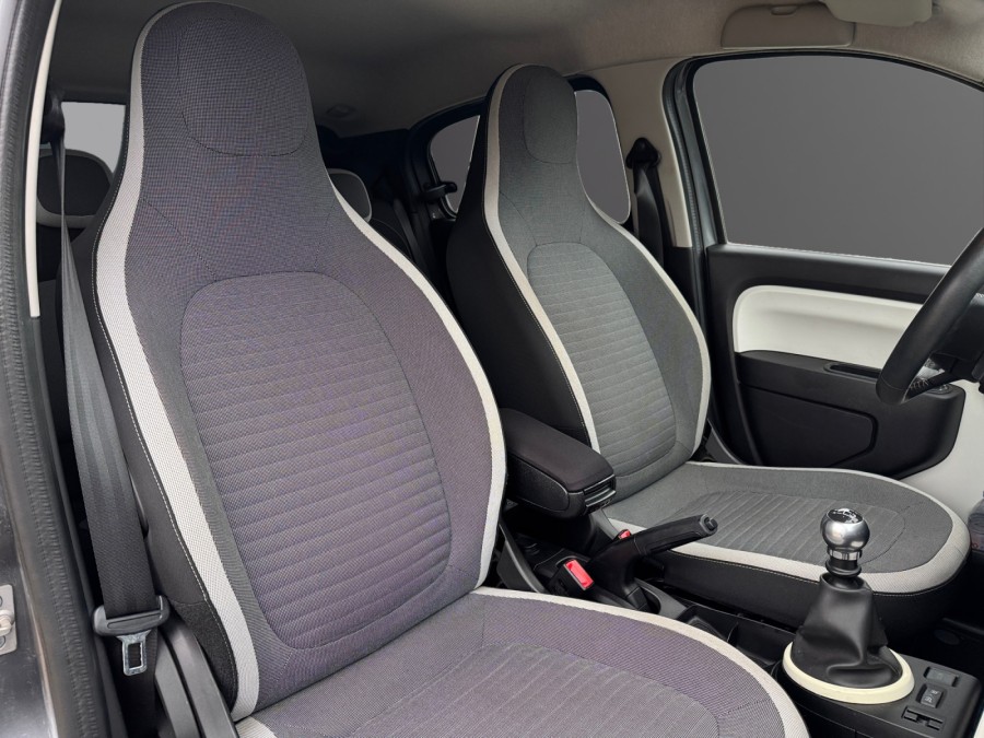 RENAULT d'occasion TWINGO 0.9 TCe 95ch Intens de 2019 Orleans (45)﻿