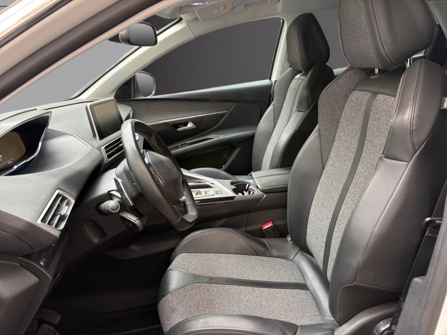 PEUGEOT d'occasion 3008 II 130 ALLURE EAT AUTO de 2019 Le Raincy (93)﻿