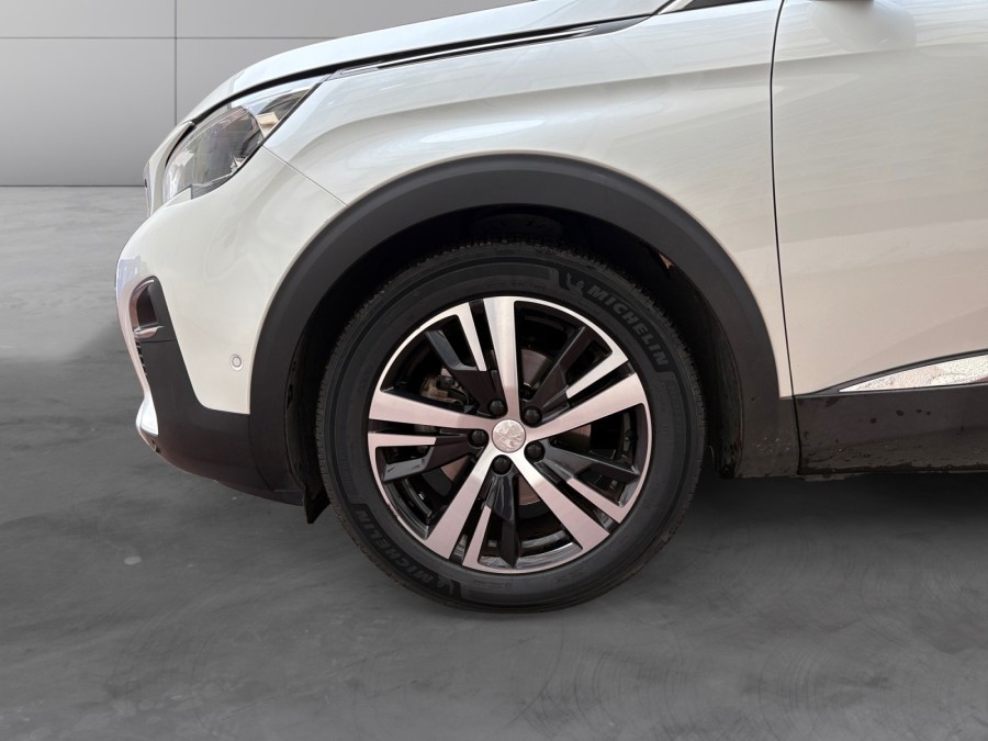 PEUGEOT d'occasion 3008 II 130 ALLURE EAT AUTO de 2019 Le Raincy (93)﻿