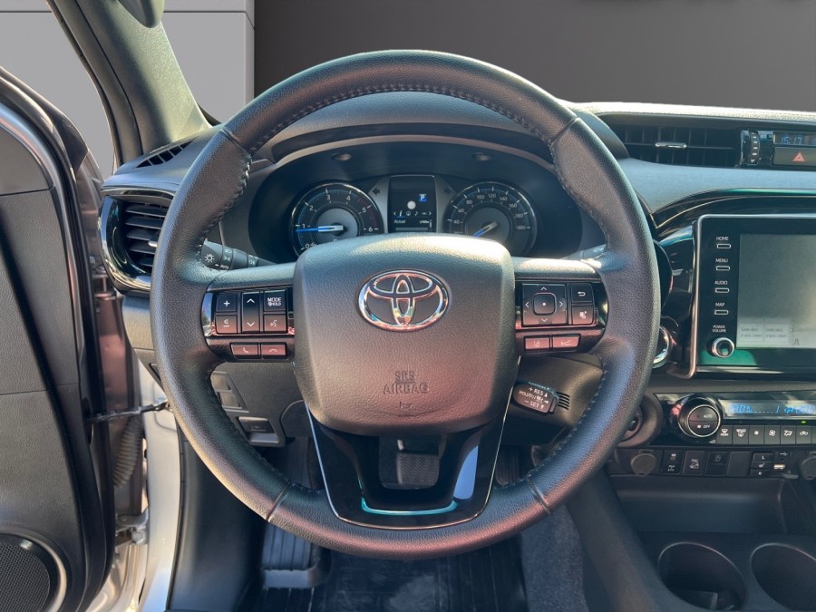 TOYOTA d'occasion HILUX 2.8 D-4D 204ch X-Tra Cabine Invincible 4WD