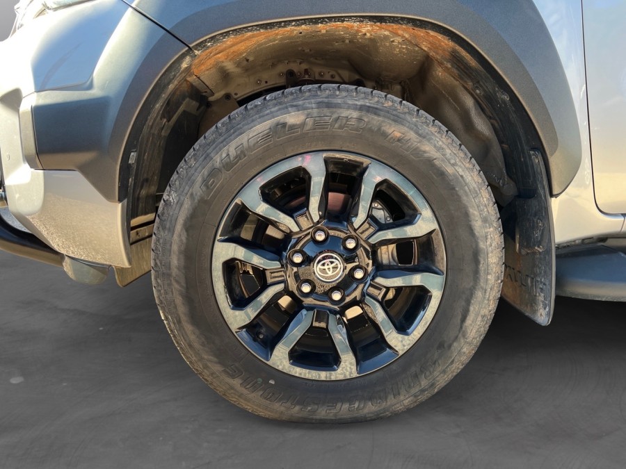 TOYOTA d'occasion HILUX 2.8 D-4D 204ch X-Tra Cabine Invincible 4WD