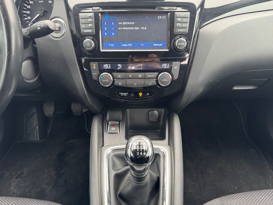 NISSAN d'occasion QASHQAI 1.2 DIG-T 115 N-CONNECTA de 2016 Saint Omer