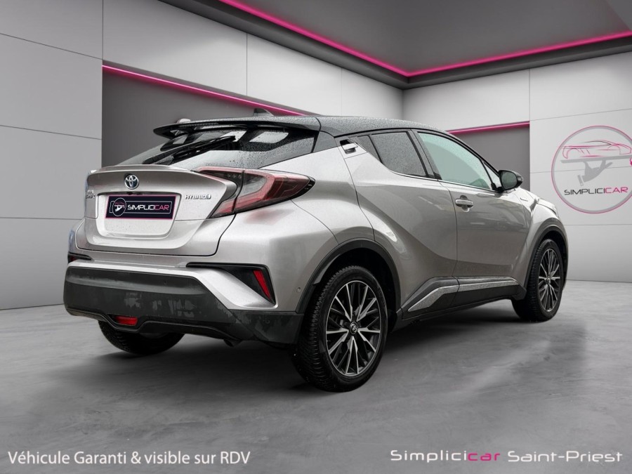 TOYOTA d'occasion C-HR 122h Collection 2WD E-CVT RC18 de 2018 Lyon St