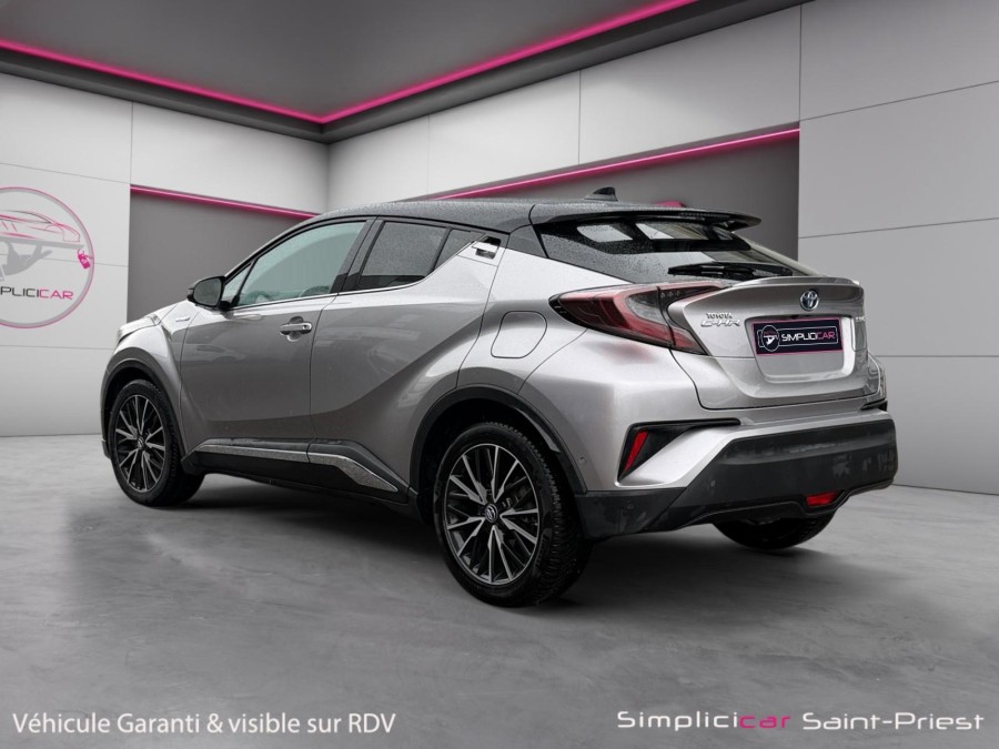 TOYOTA d'occasion C-HR 122h Collection 2WD E-CVT RC18 de 2018 Lyon St