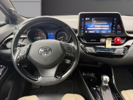 TOYOTA d'occasion C-HR 122h Collection 2WD E-CVT RC18 de 2018 Lyon St