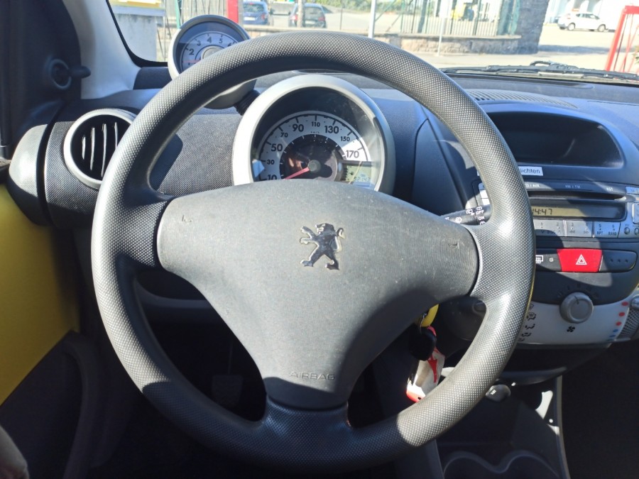 PEUGEOT d'occasion 107 1.0i 68 CONFORT de 2010 Brest (29)﻿