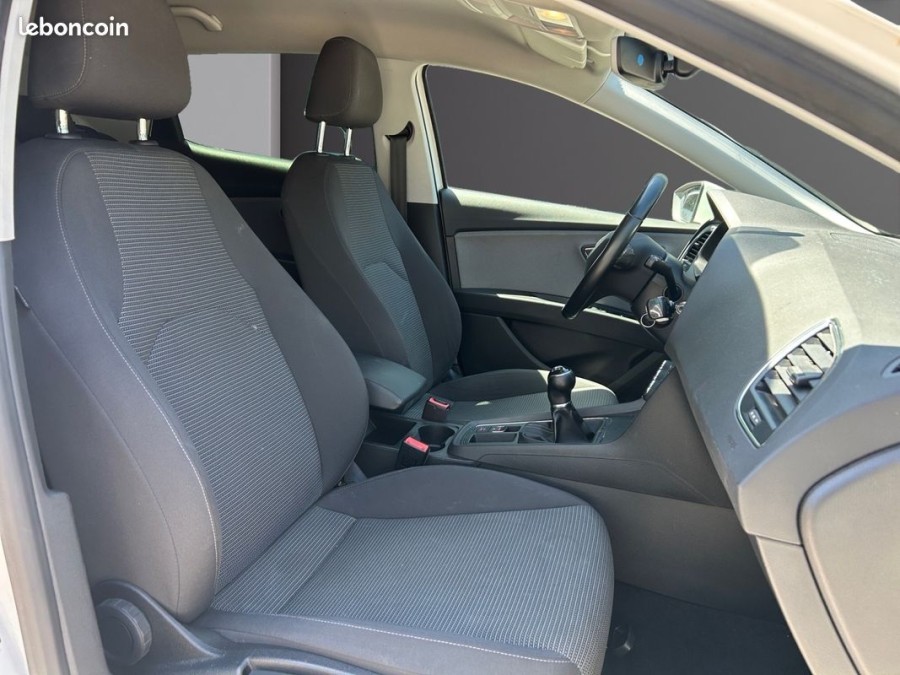 SEAT d'occasion LEON 1.2 TSI 110ch Reference Start&Stop de 2018 Lyon