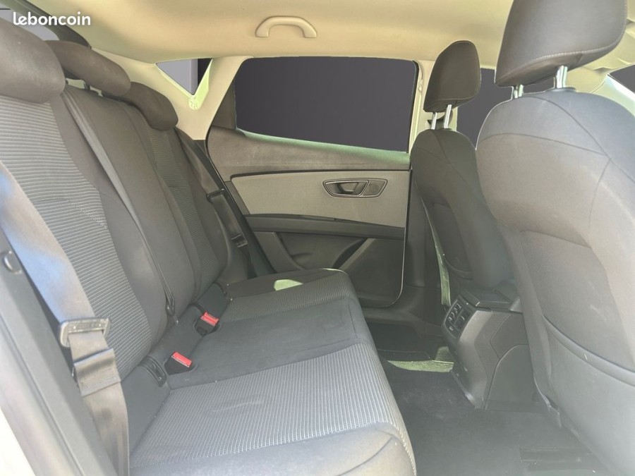 SEAT d'occasion LEON 1.2 TSI 110ch Reference Start&Stop de 2018 Lyon