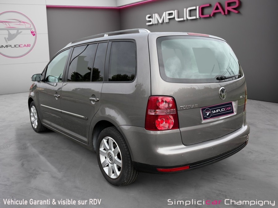 VOLKSWAGEN d'occasion TOURAN 2.0 TDI 140ch Carat DSG6 7 places de