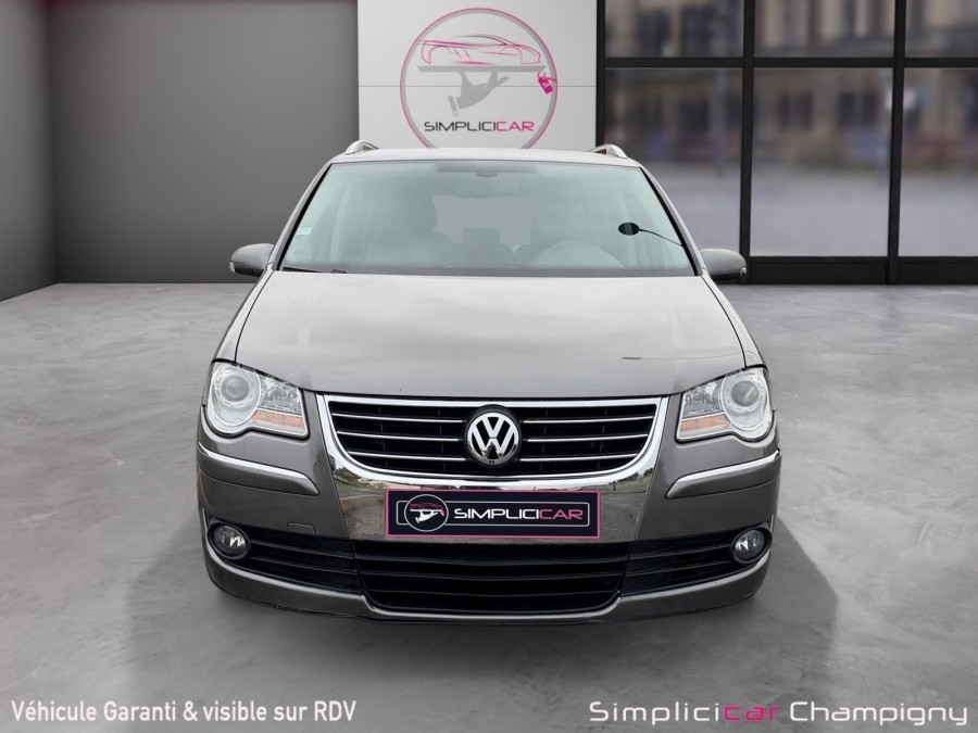 VOLKSWAGEN d'occasion TOURAN 2.0 TDI 140ch Carat DSG6 7 places de