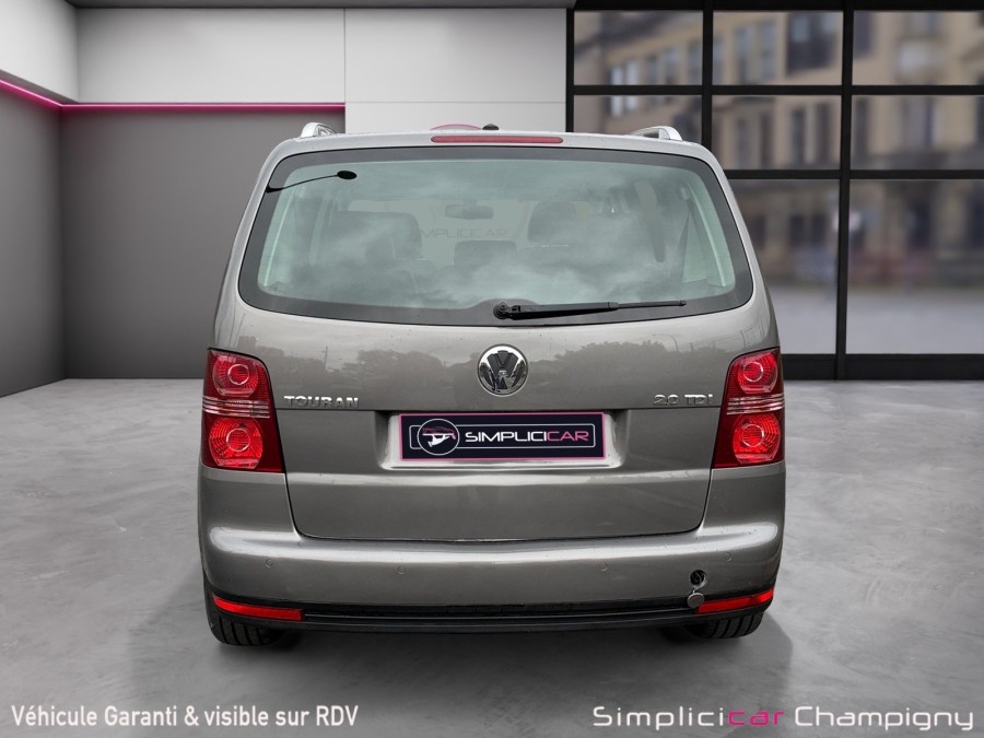 VOLKSWAGEN d'occasion TOURAN 2.0 TDI 140ch Carat DSG6 7 places de