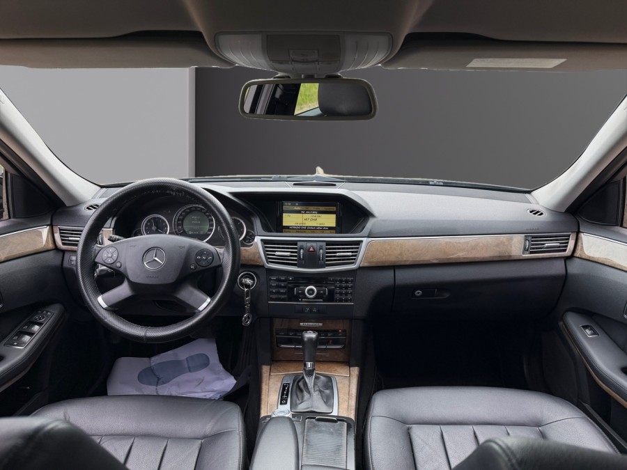 MERCEDES d'occasion E 220 CDI BLUE EFFICIENCY CLASSIC AUTO de 2010