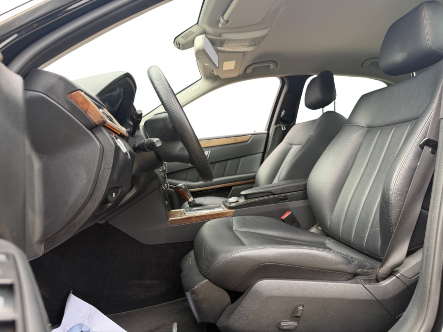 MERCEDES d'occasion E 220 CDI BLUE EFFICIENCY CLASSIC AUTO de 2010